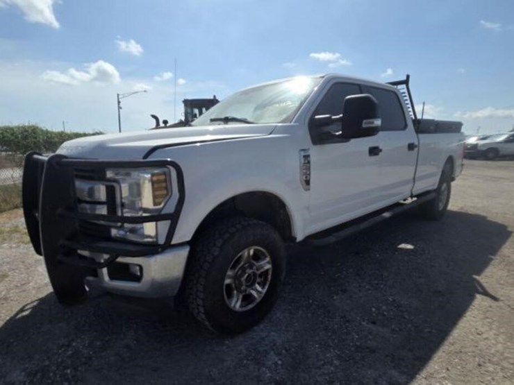 2019-ford-f250-image-1