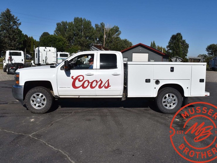 2015-chevrolet-3500hd-image-3