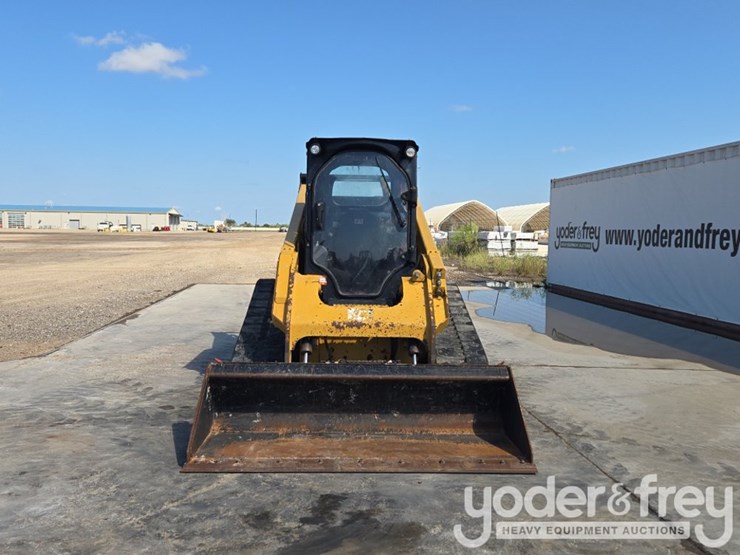 2019-caterpillar-299d2-image-8