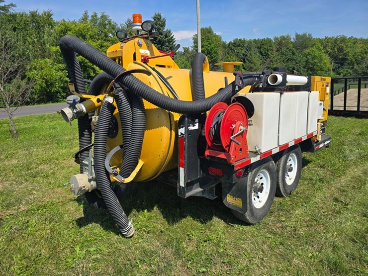 #2001-•-2015-vermeer-lp833sdt-vac-trailer-image-5