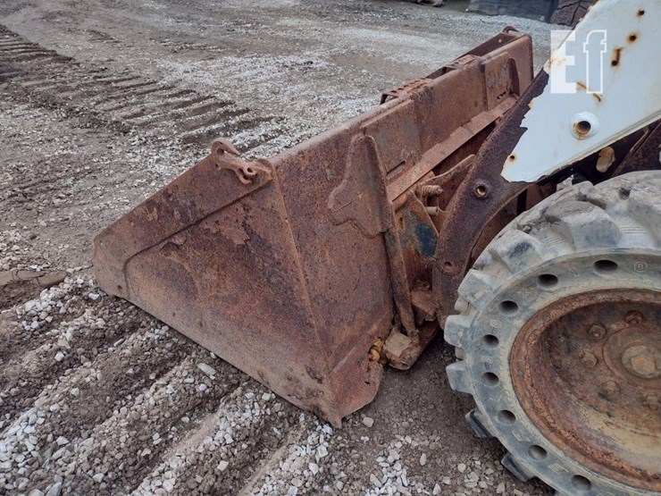 2003-bobcat-753-image-16
