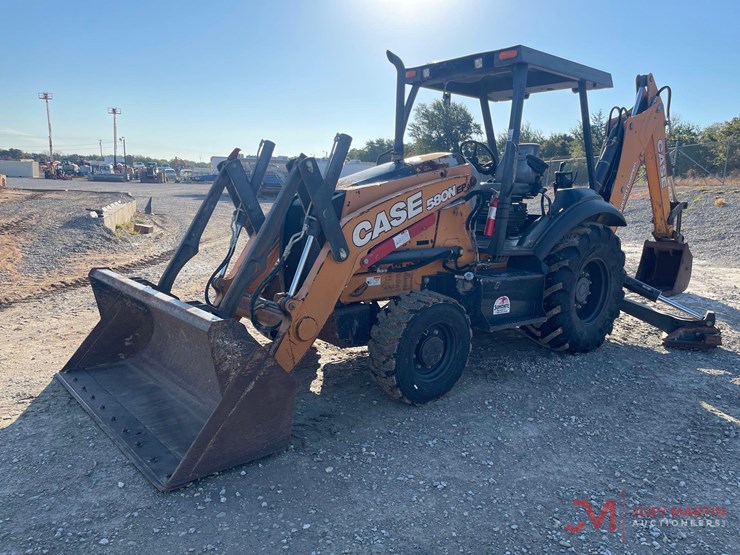 2020-case-580n-ep-loader-backhoe-image-7