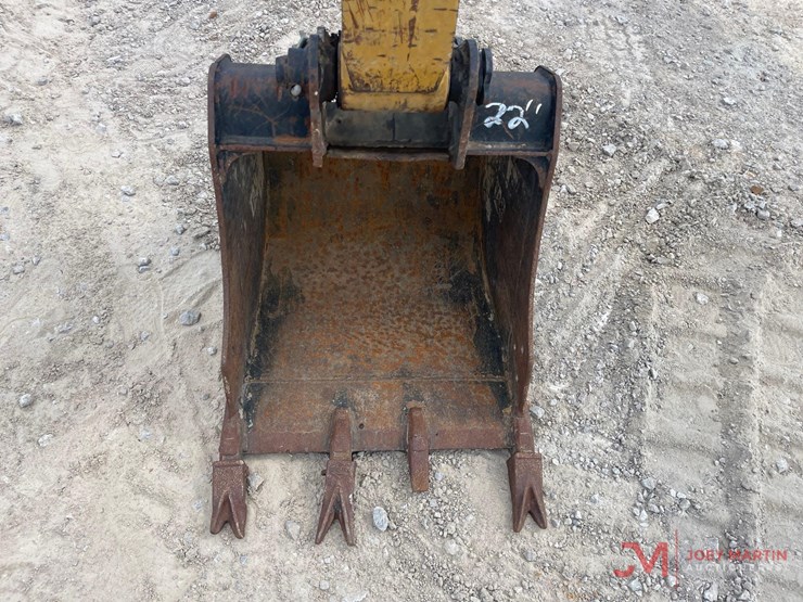 2018-cat-305.5e-2-cr-mini-excavator-image-12