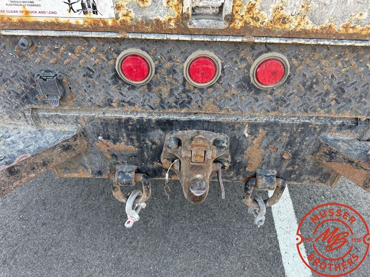 2014-international-7500-4x4-terex-bucket-truck-image-20