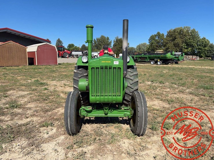 john-deere-d-tractor-image-8