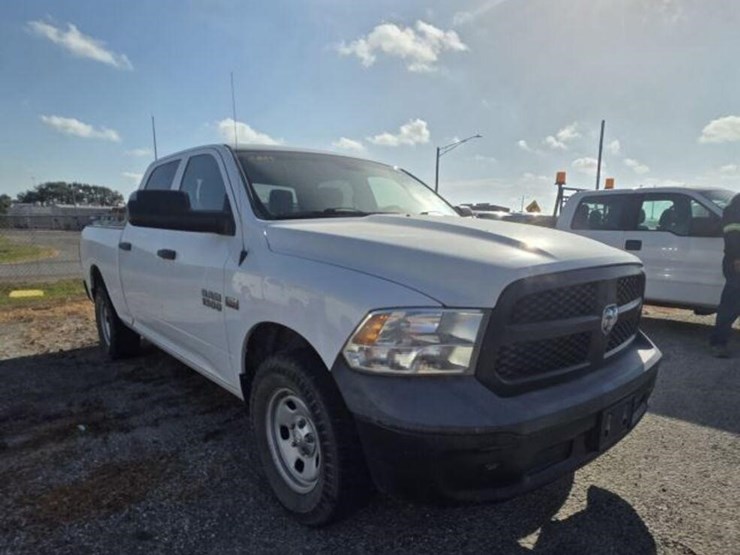 2014-dodge-1500-image-2