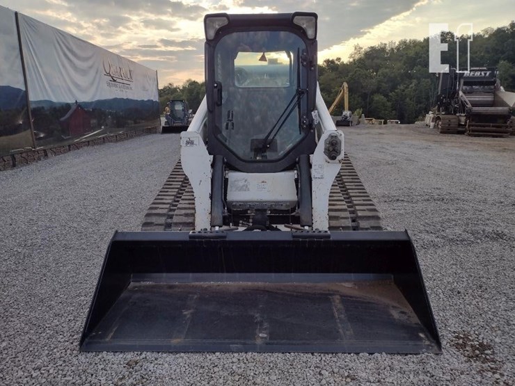 2020-bobcat-t770-image-2