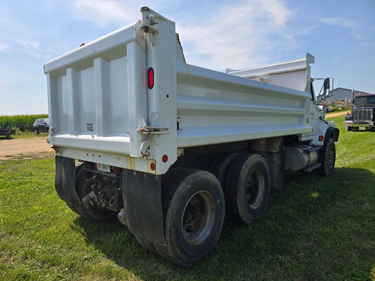 1995-ford-l8000-image-7