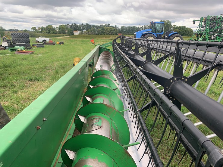 john-deere-630f-image-13