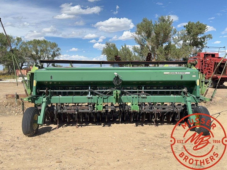john-deere-1520-image-2