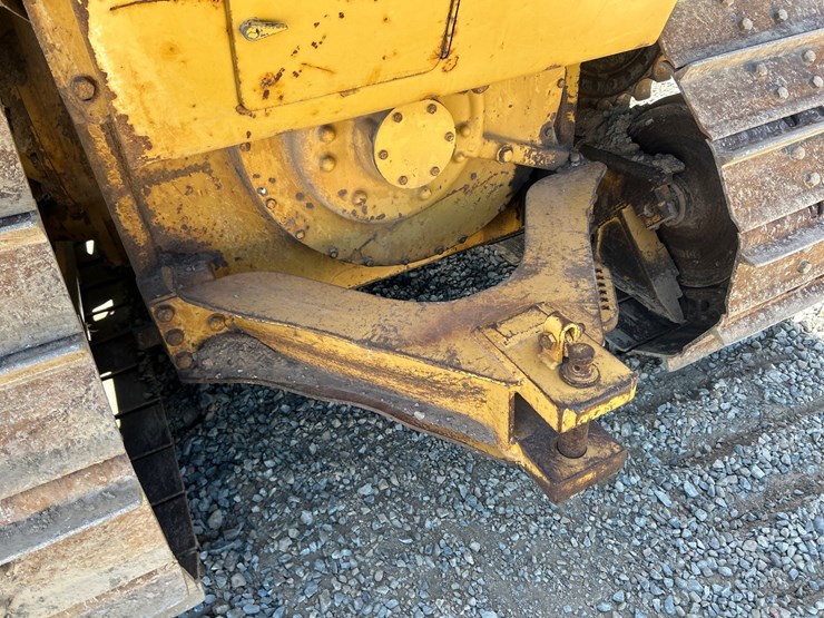 caterpillar-d6m-image-26