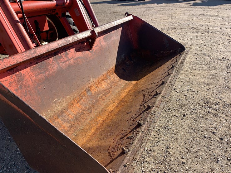 new-holland-7740-image-28