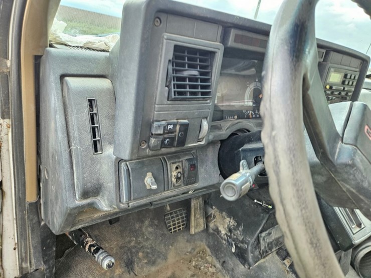 #2087-•-1998-gmc-c5500-water-truck-image-25