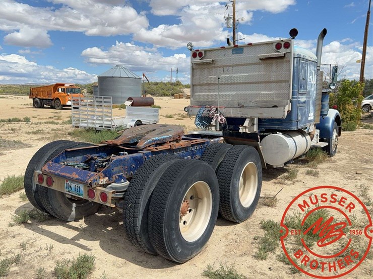 1979-kenworth-w900a-image-5