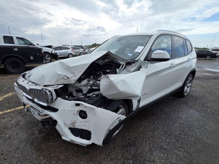 17-bmw-ll-5uxwz7c37h0v92960-image-1