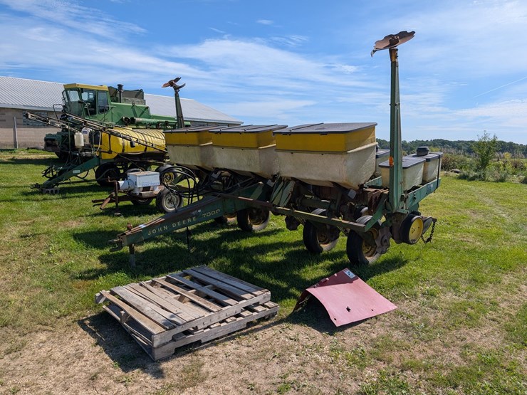 john-deere-7000-image-3