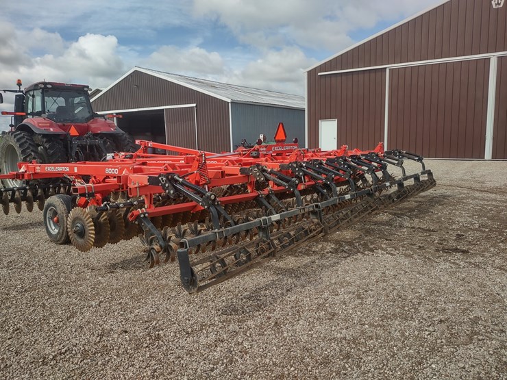 #2448-•-2015-kuhn-excelerator-8000-vertical-till-image-5