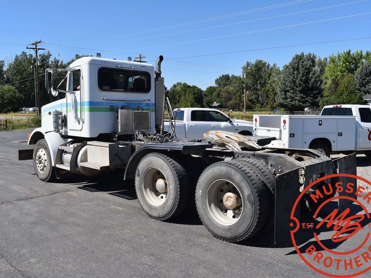 2003-peterbilt-378-image-4