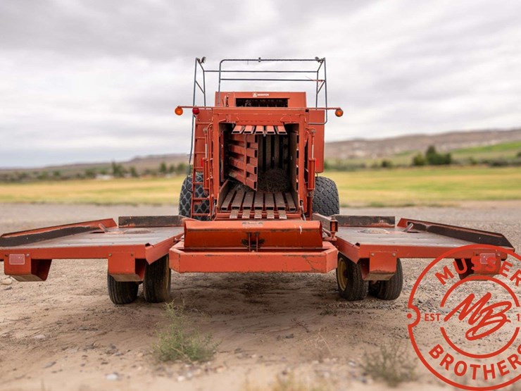 hesston-4910-image-5