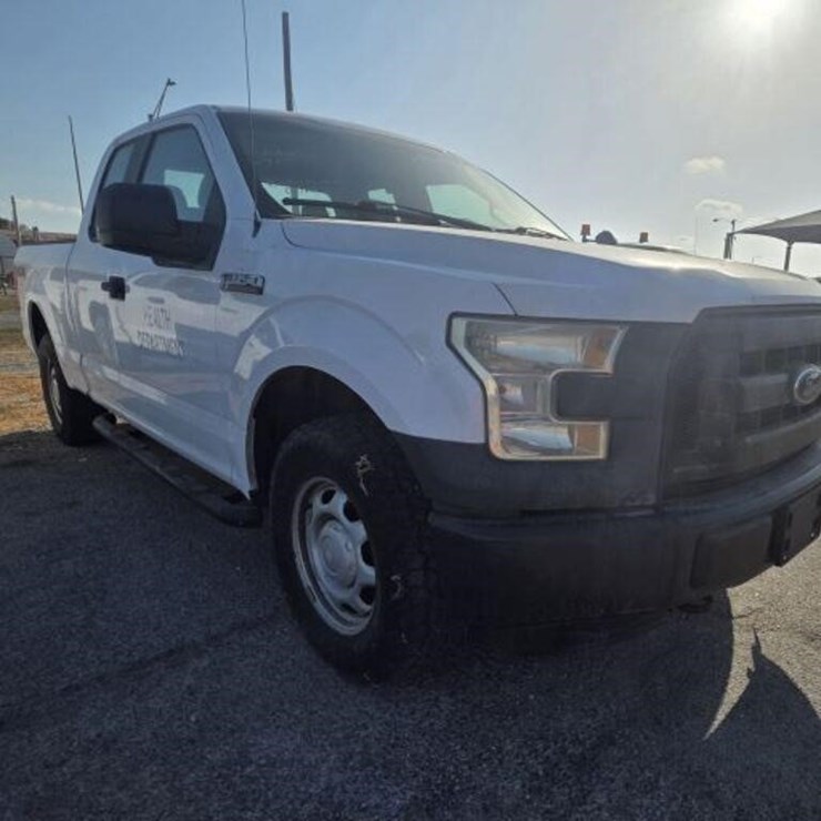 2016 FORD F150
