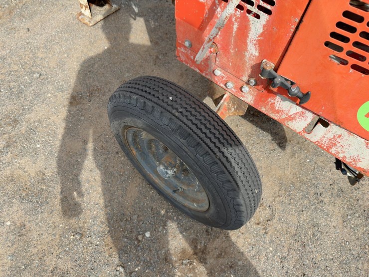 mq-whiteman-wm-90-tow-behind-mortar-mixer-image-8