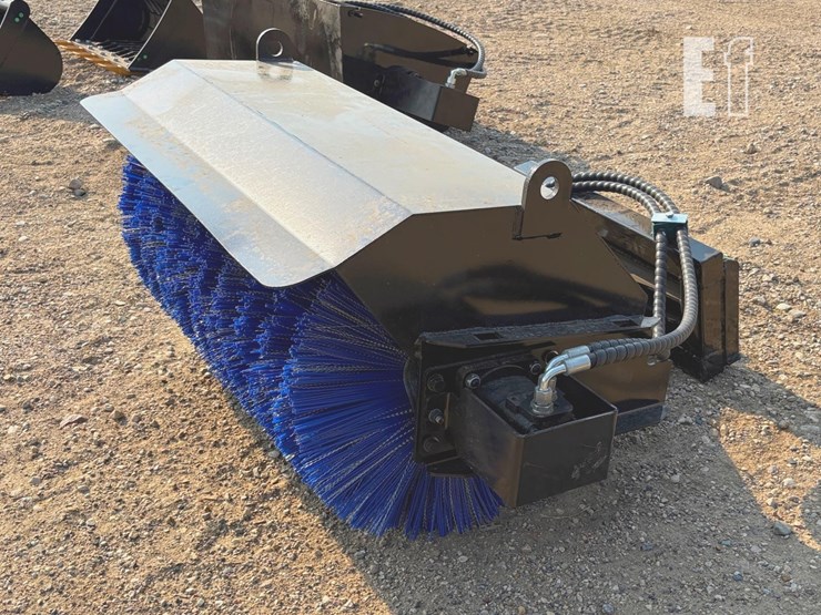 2026-sd-lanch-angle-sweeper-image-1