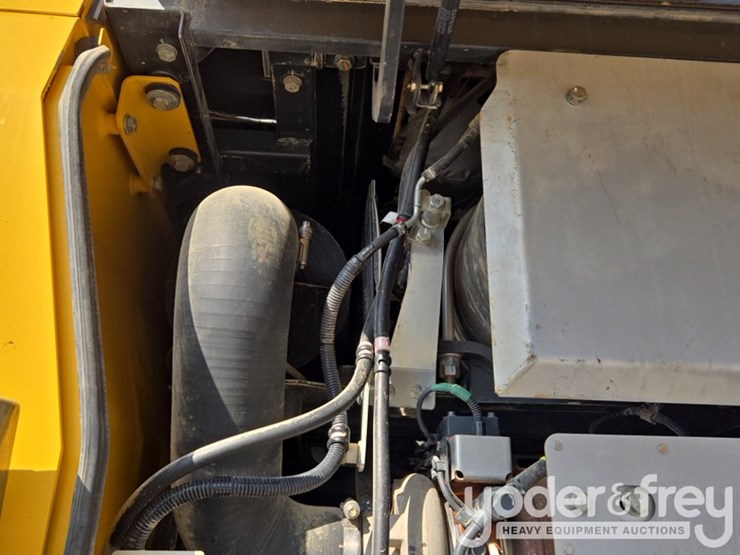 2022-komatsu-wa320-8-image-41