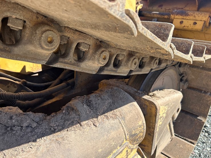 caterpillar-d5m-image-59
