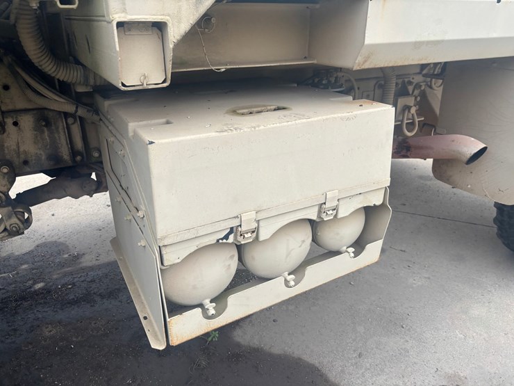 1996-military-flatbed-image-41