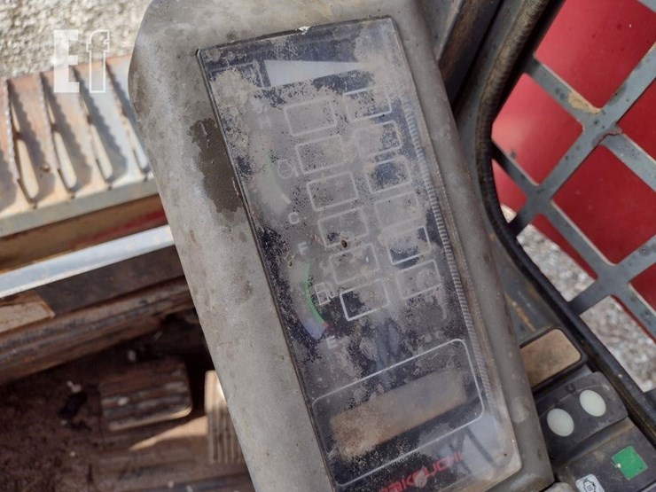 2014-takeuchi-tl10-image-7