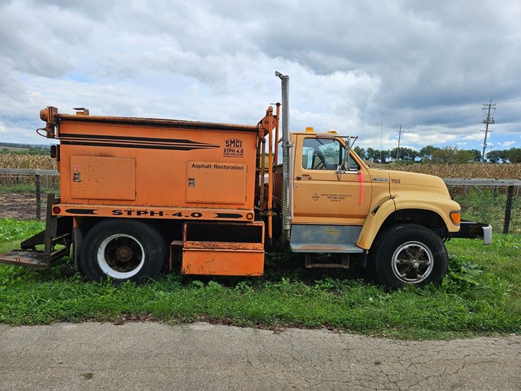 1997-ford-800-image-6