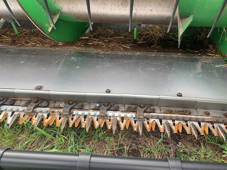 john-deere-630f-image-9