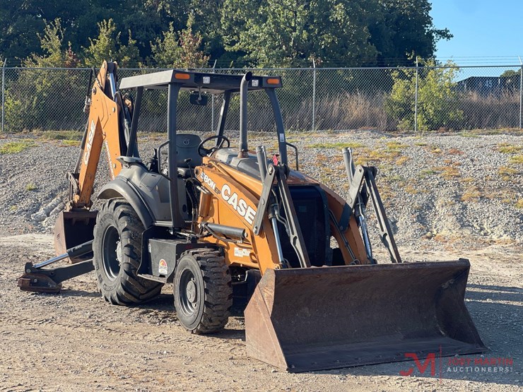 2020-case-580n-ep-loader-backhoe-image-1