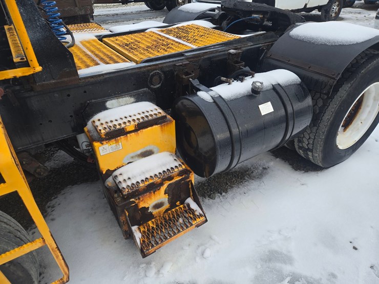 2011-capacity-tj5000dr-image-17