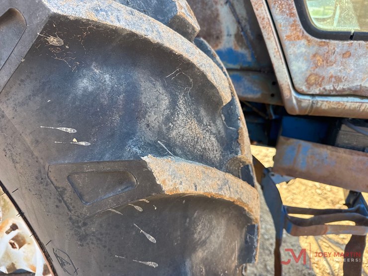 ford-tractor-image-13