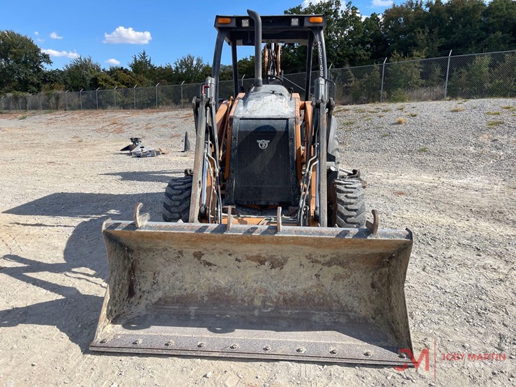 2020-case-580n-ep-loader-backhoe-image-8