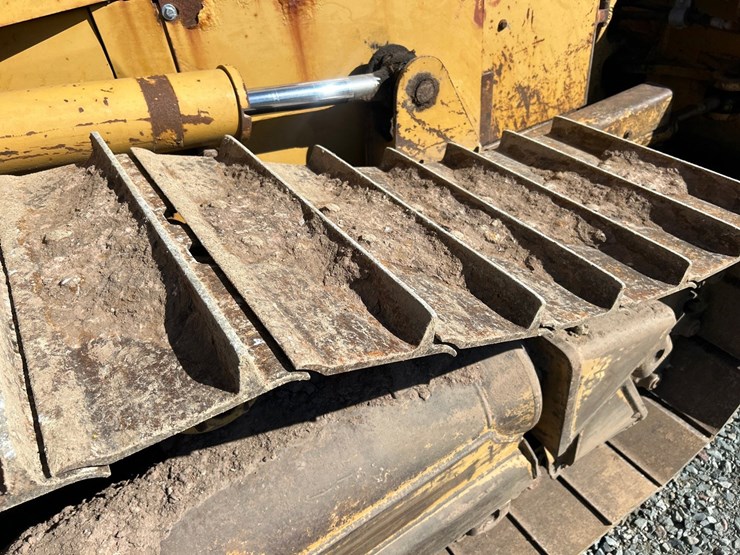 caterpillar-d5m-image-60