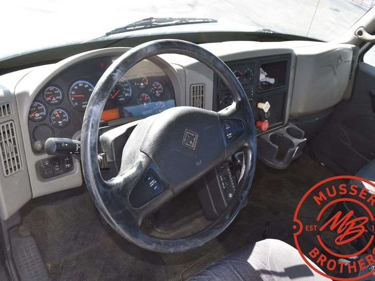 2009-international-durastar-truck-image-29
