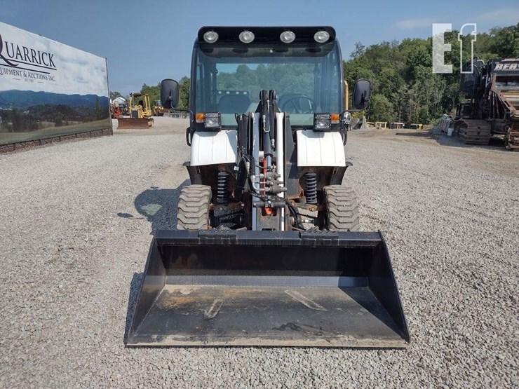 2021-bobcat-toolcat-5600-image-2