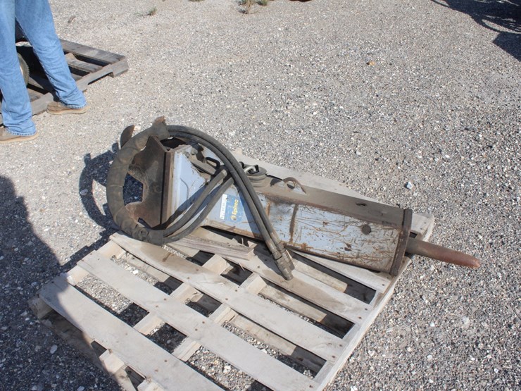 #1017-•-hydraulic-breaker---mini-excavator-image-2