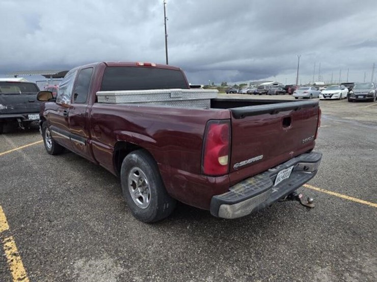 04-chev-pk-1gcec19v94z231661-image-4