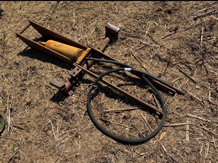 #2501-•-single-ram-hydraulic-ram-hoist-image-1