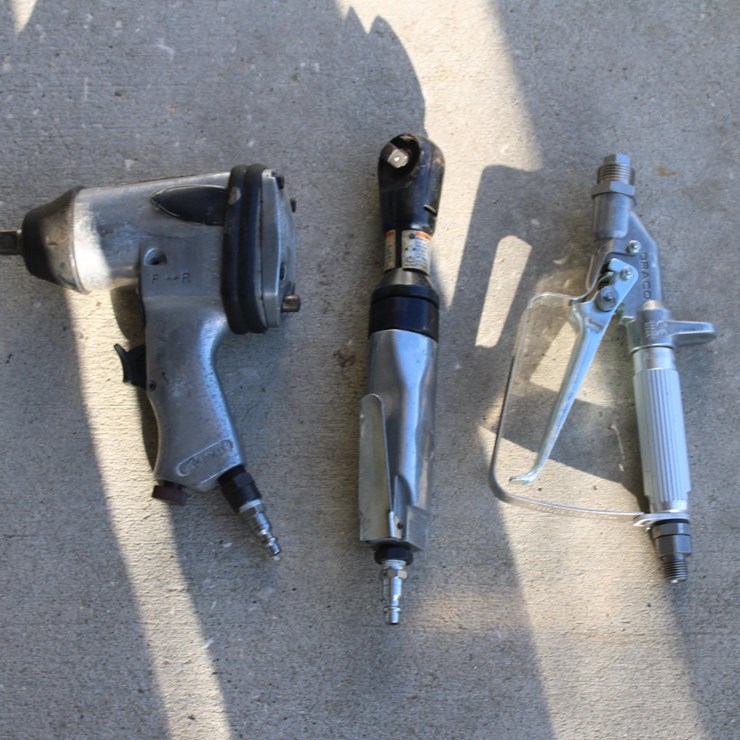 #1040 • Assorted Pneumatic Tools