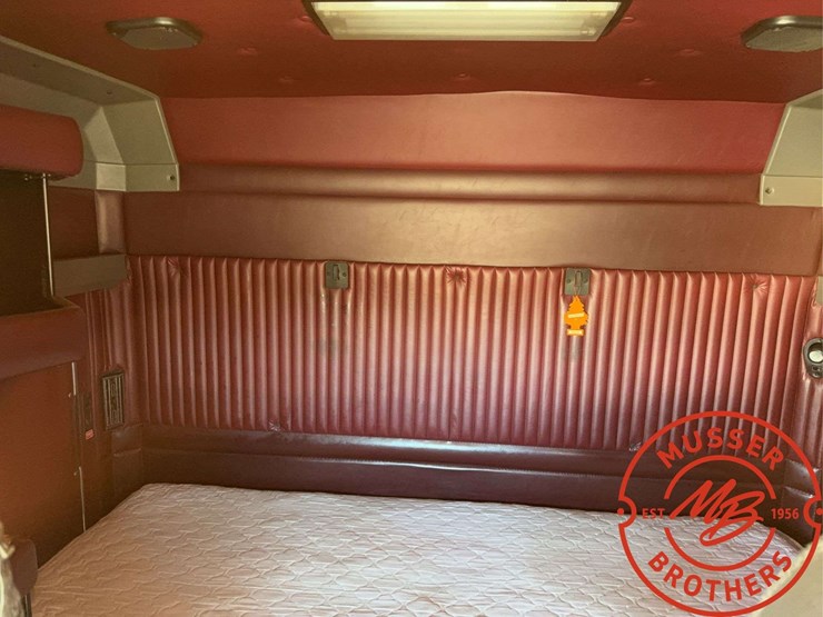 2009-kenworth-t800-image-49