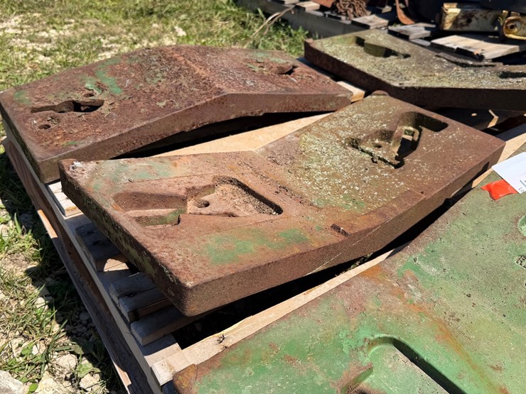 #2510-•-john-deere-front-slab-weights-image-4