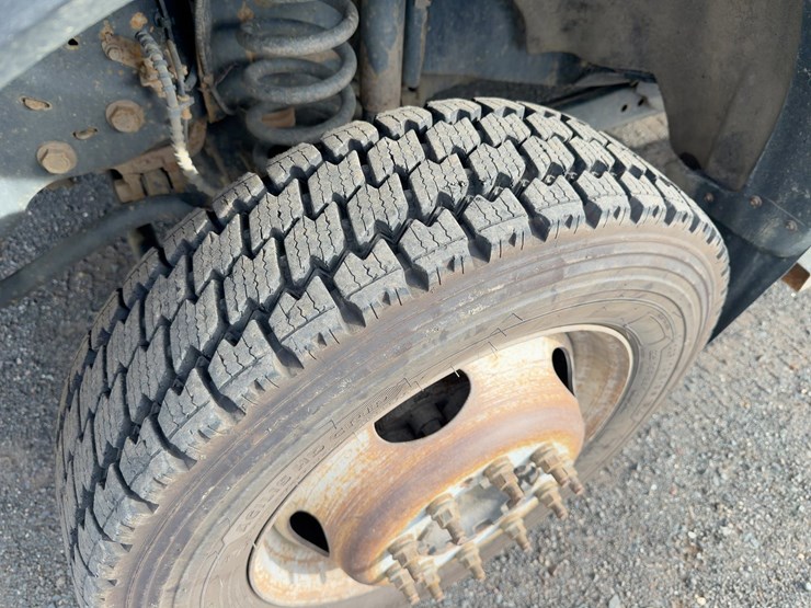 2018-ford-f450-xl-image-11
