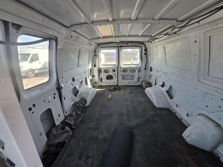 2008-ford-e150-image-6
