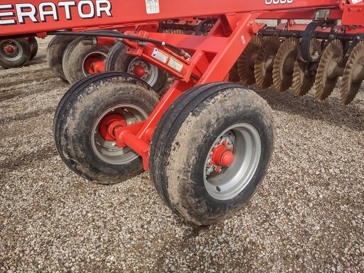 #2448-•-2015-kuhn-excelerator-8000-vertical-till-image-22