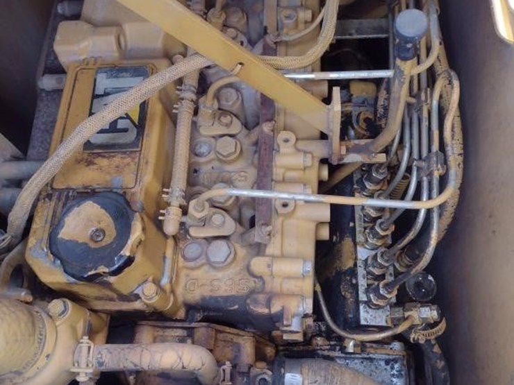 1995-caterpillar-d3c-xl-iii-image-36