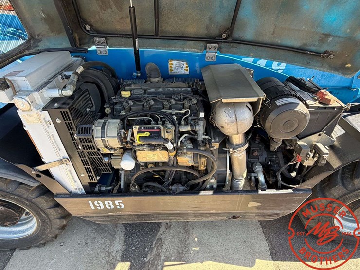 2017-genie-gth-5519-telehandler-image-3
